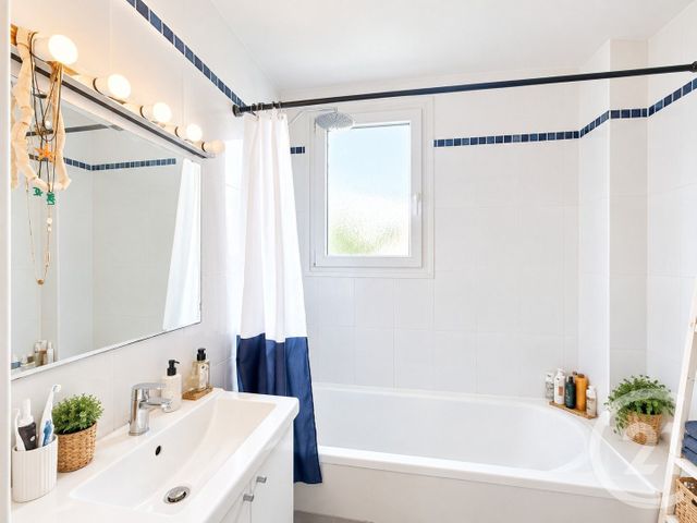 Appartement F3 &agrave; vendre - 3 pi&egrave;ces - 67,89 m2 - Villemomble - 93 - ILE-DE-FRANCE