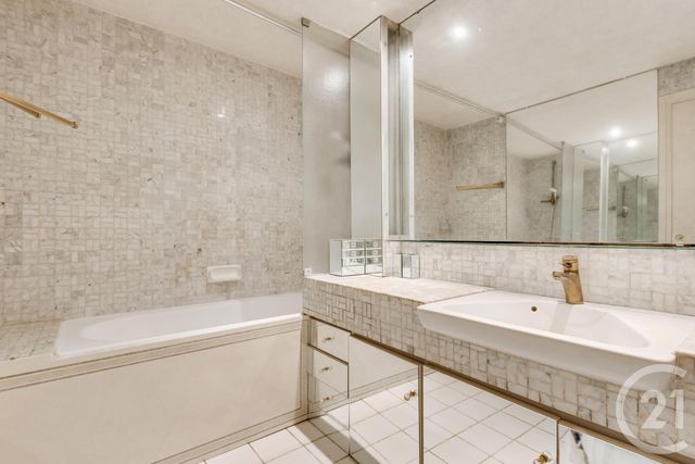 Appartement &agrave; vendre - 2 pi&egrave;ces - 63 m2 - Paris - 75016 - ILE-DE-FRANCE