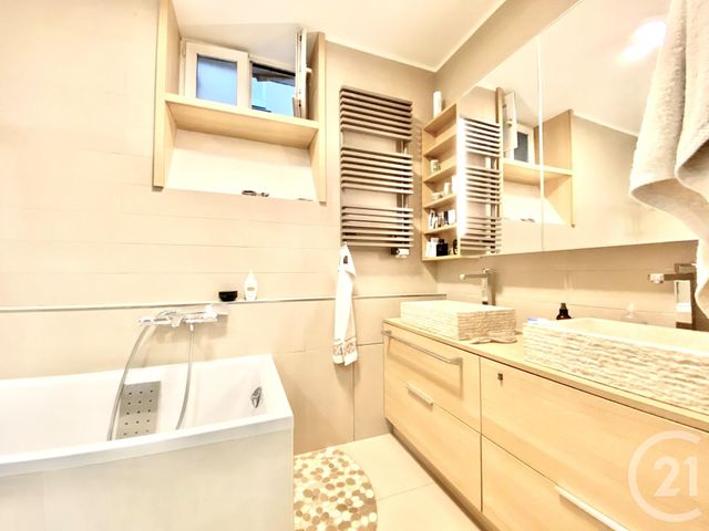 Appartement Duplex &agrave; vendre - 5 pi&egrave;ces - 120,23 m2 - Paris - 75005 - ILE-DE-FRANCE