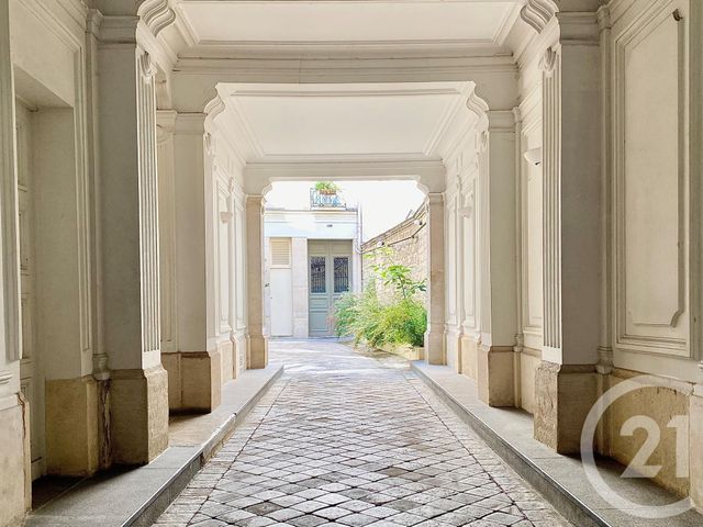 Appartement Duplex &agrave; vendre - 5 pi&egrave;ces - 120,23 m2 - Paris - 75005 - ILE-DE-FRANCE
