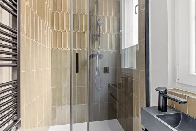 Appartement &agrave; vendre - 4 pi&egrave;ces - 76 m2 - Paris - 75007 - ILE-DE-FRANCE