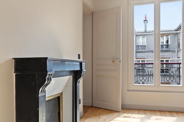 Appartement &agrave; vendre - 4 pi&egrave;ces - 76 m2 - Paris - 75007 - ILE-DE-FRANCE