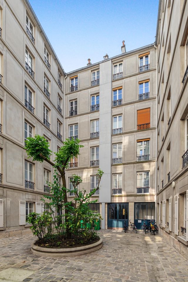Appartement &agrave; vendre - 4 pi&egrave;ces - 76 m2 - Paris - 75007 - ILE-DE-FRANCE