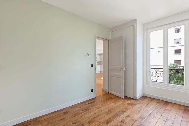 Appartement &agrave; vendre - 4 pi&egrave;ces - 76 m2 - Paris - 75007 - ILE-DE-FRANCE