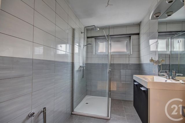 Appartement F4 &agrave; vendre - 4 pi&egrave;ces - 82,20 m2 - Erstein - 67 - ALSACE