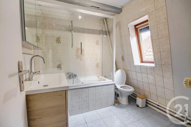 Appartement &agrave; vendre - 4 pi&egrave;ces - 101,01 m2 - Benfeld - 67 - ALSACE