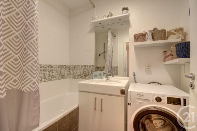 Appartement F3 à vendre - 3 pièces - 56,92 m2 - Erstein - 67 - ALSACE