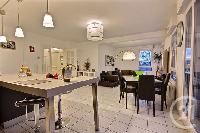 Appartement F3 bis &agrave; vendre - 4 pi&egrave;ces - 73,50 m2 - Erstein - 67 - ALSACE