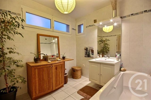 Appartement F3 bis &agrave; vendre - 4 pi&egrave;ces - 73,50 m2 - Erstein - 67 - ALSACE