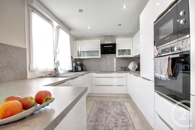 Appartement &agrave; vendre - 3 pi&egrave;ces - 77,72 m2 - Erstein - 67 - ALSACE