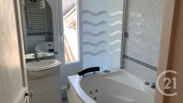 Appartement F2 à vendre - 2 pièces - 36 m2 - Maintenon - 28 - CENTRE