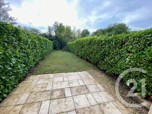 Appartement Duplex à vendre - 3 pièces - 72,93 m2 - Maintenon - 28 - CENTRE