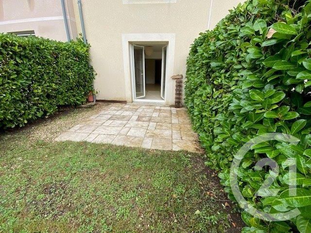 Appartement Duplex à vendre - 3 pièces - 72,93 m2 - Maintenon - 28 - CENTRE