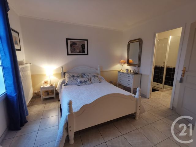 Maison à vendre - 7 pièces - 167 m2 - Epernon - 28 - CENTRE