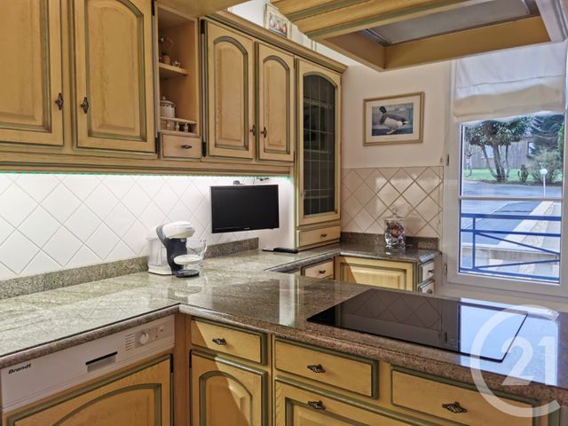 Maison à vendre - 7 pièces - 167 m2 - Epernon - 28 - CENTRE