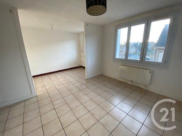 Appartement F3 à vendre - 3 pièces - 46 m2 - Epernon - 28 - CENTRE