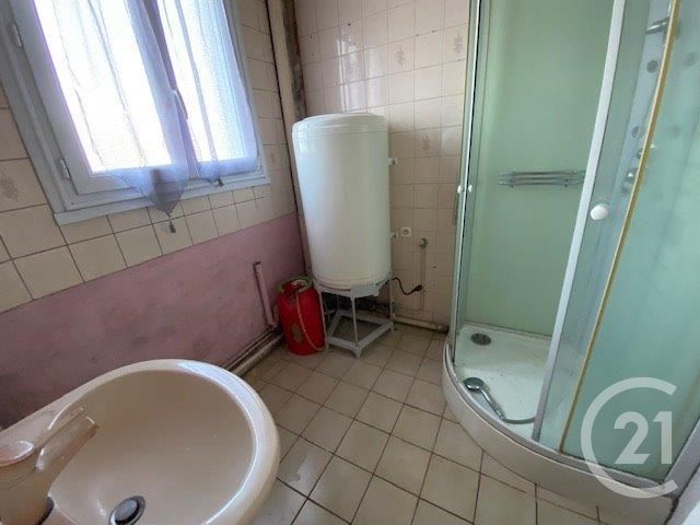 Appartement F3 à vendre - 3 pièces - 46 m2 - Epernon - 28 - CENTRE