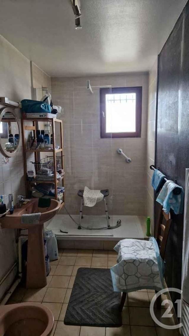 Appartement Studio à vendre - 1 pièce - 25,98 m2 - Maintenon - 28 - CENTRE