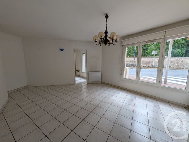 Appartement F4 &agrave; vendre - 4 pi&egrave;ces - 72,98 m2 - Epernon - 28 - CENTRE