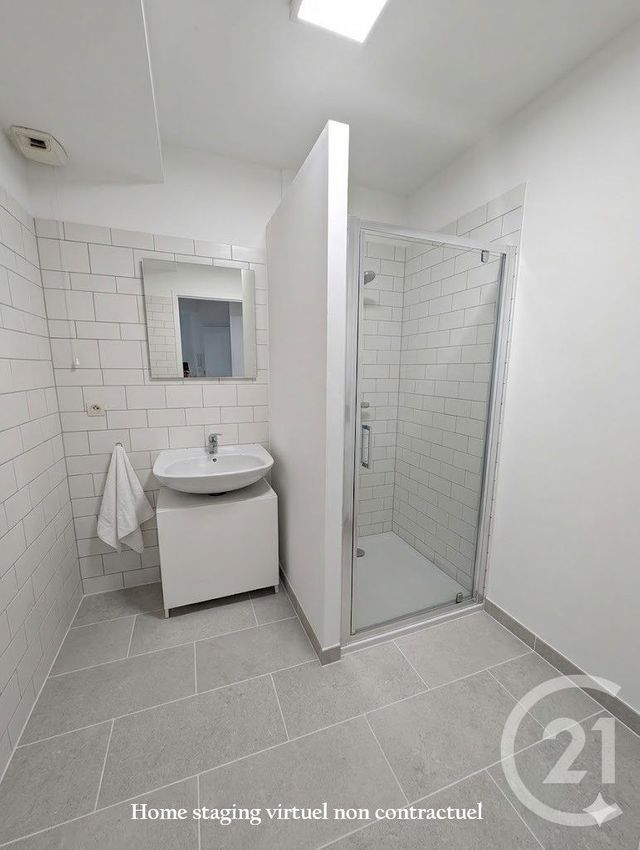 Appartement F4 &agrave; vendre - 4 pi&egrave;ces - 72,98 m2 - Epernon - 28 - CENTRE