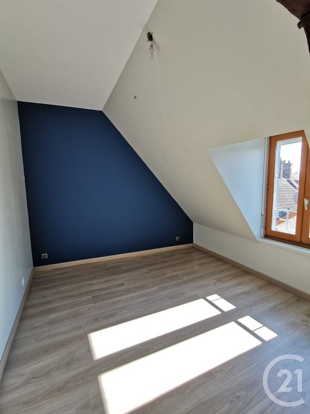 Appartement F3 à vendre - 3 pièces - 58,75 m2 - Epernon - 28 - CENTRE