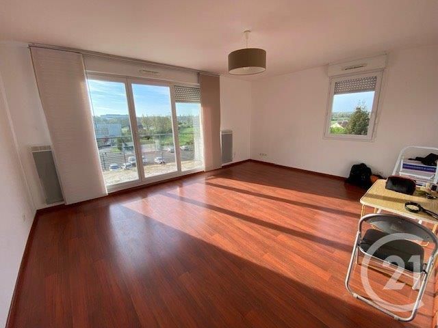 Appartement F4 à vendre - 4 pièces - 80,95 m2 - Epernon - 28 - CENTRE