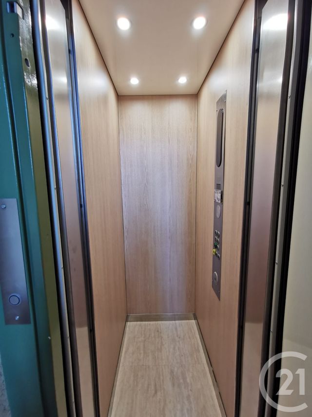 Appartement F2 à vendre - 2 pièces - 39,59 m2 - Epernon - 28 - CENTRE