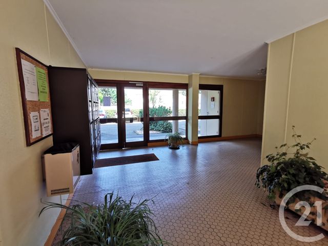 Appartement F2 à vendre - 2 pièces - 39,59 m2 - Epernon - 28 - CENTRE