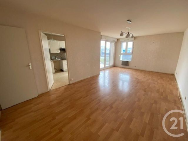 Appartement F3 à vendre - 3 pièces - 83,95 m2 - Epernon - 28 - CENTRE