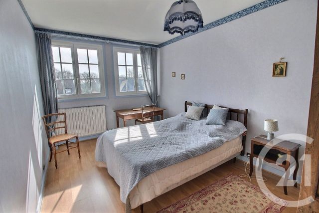 Maison à vendre - 8 pièces - 230 m2 - Lormaye - 28 - CENTRE