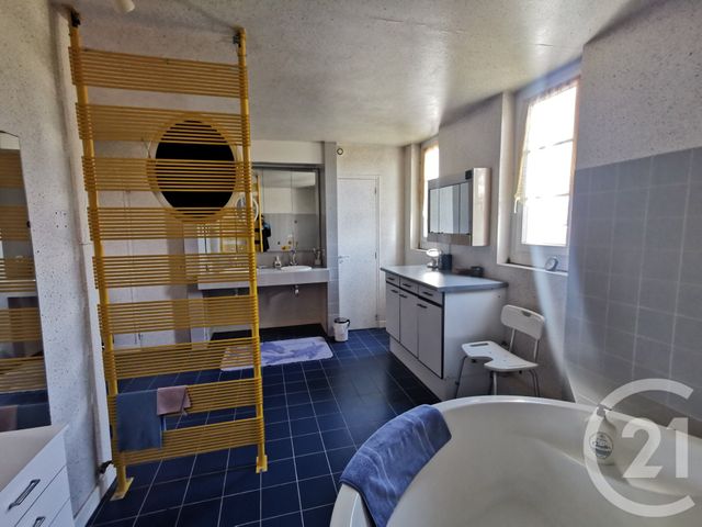 Maison à vendre - 8 pièces - 230 m2 - Lormaye - 28 - CENTRE