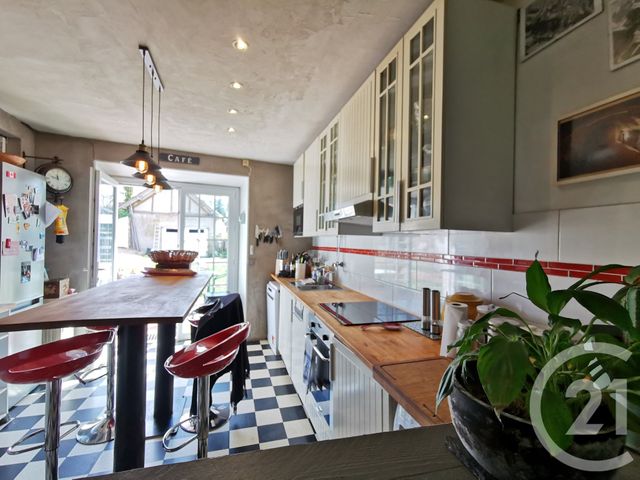 Maison à vendre - 8 pièces - 157 m2 - Gallardon - 28 - CENTRE