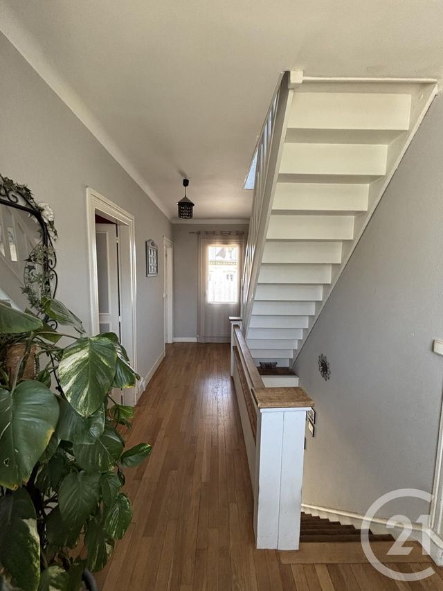 Maison à vendre - 7 pièces - 142 m2 - Lormaye - 28 - CENTRE