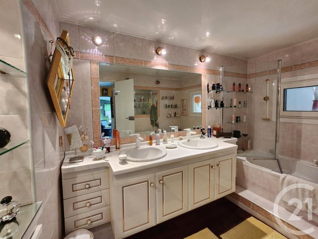 Maison à vendre - 7 pièces - 173 m2 - Epernon - 28 - CENTRE