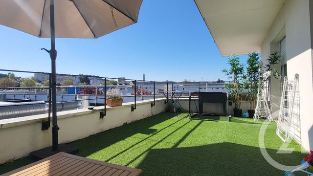 Appartement F3 à vendre - 3 pièces - 76,05 m2 - Epernon - 28 - CENTRE