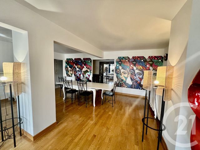 Appartement F6 à vendre - 6 pièces - 180,65 m2 - Epernon - 28 - CENTRE