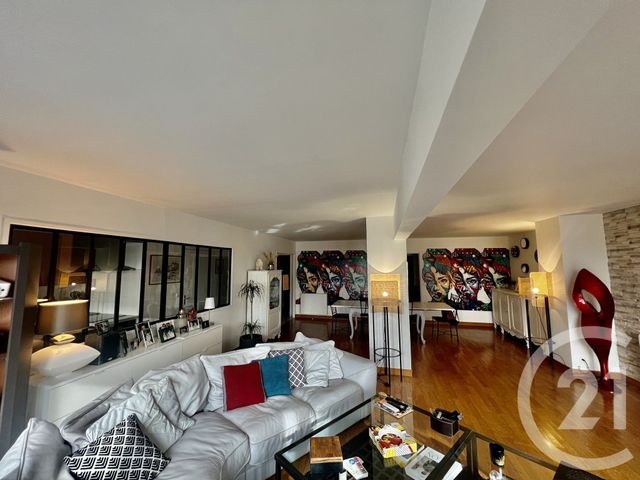 Appartement F6 à vendre - 6 pièces - 180,65 m2 - Epernon - 28 - CENTRE