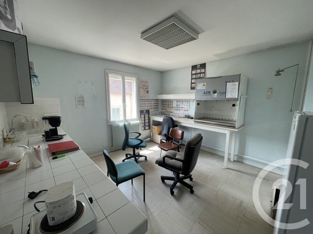 Maison à vendre - 9 pièces - 150 m2 - Epernon - 28 - CENTRE