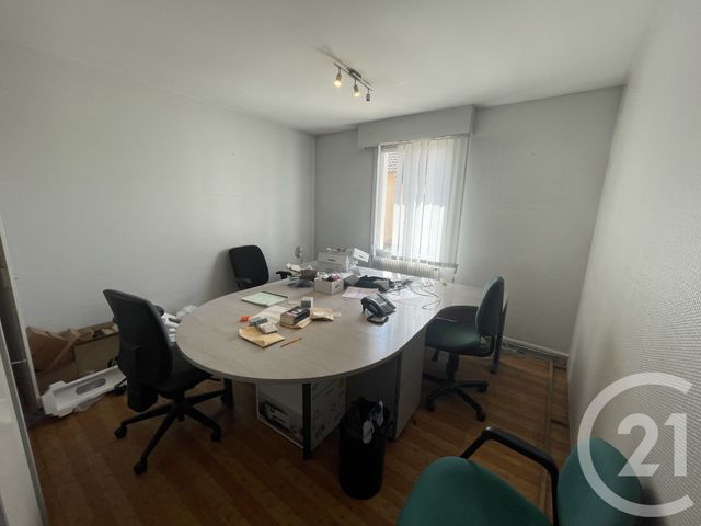 Maison à vendre - 9 pièces - 150 m2 - Epernon - 28 - CENTRE