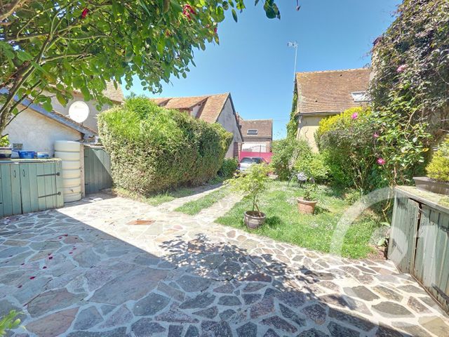 Maison à vendre - 6 pièces - 131 m2 - Soulaires - 28 - CENTRE