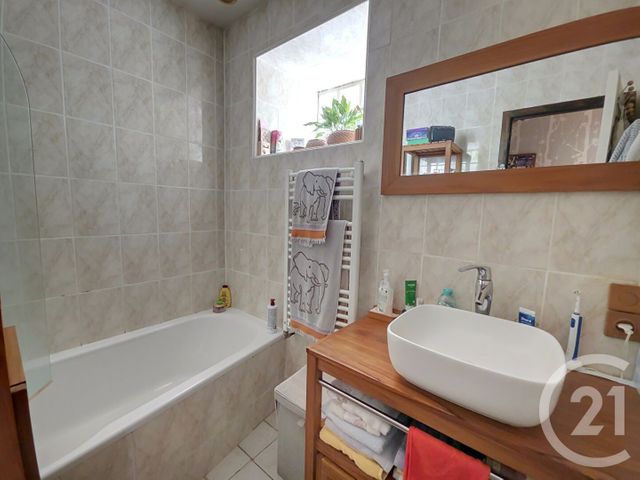 Maison à vendre - 6 pièces - 131 m2 - Soulaires - 28 - CENTRE