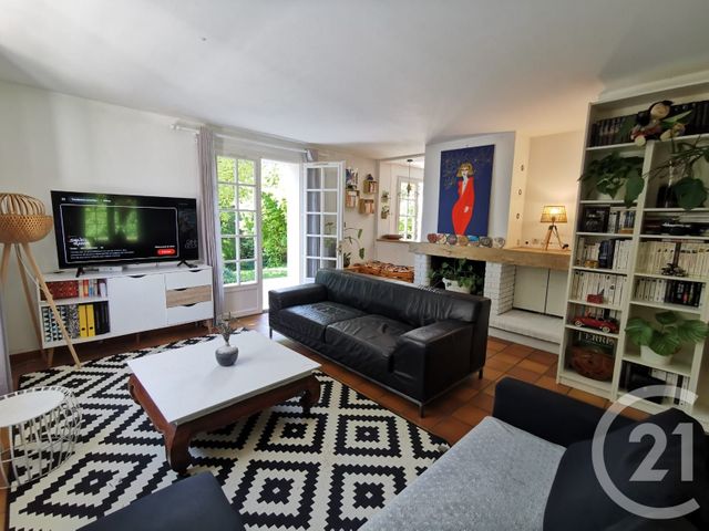 Maison à vendre - 9 pièces - 157 m2 - Epernon - 28 - CENTRE