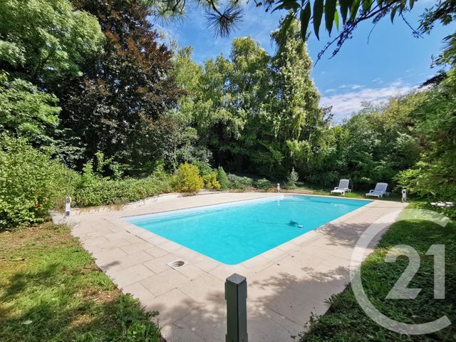 Maison à vendre - 9 pièces - 157 m2 - Epernon - 28 - CENTRE