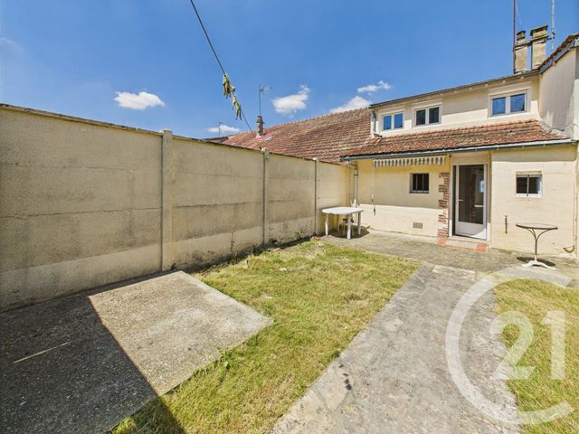 Maison à vendre - 2 pièces - 53,53 m2 - Nogent Le Roi - 28 - CENTRE