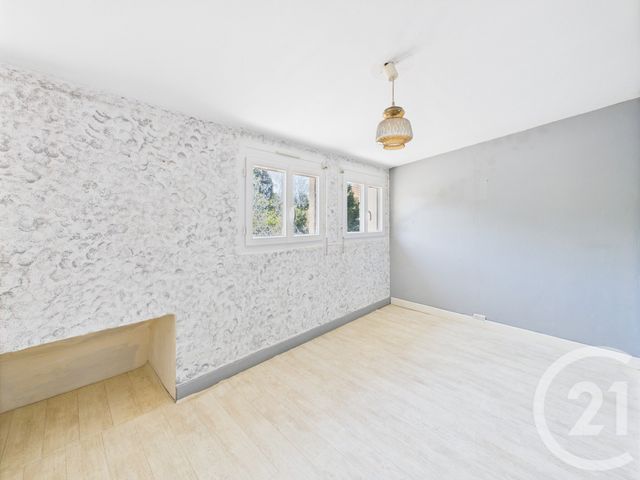 Maison à vendre - 2 pièces - 53,53 m2 - Nogent Le Roi - 28 - CENTRE