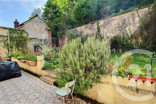 Maison à vendre - 10 pièces - 200 m2 - Nogent Le Roi - 28 - CENTRE