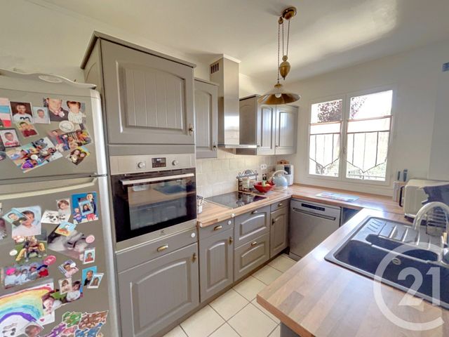 Maison à vendre - 6 pièces - 101,24 m2 - Maintenon - 28 - CENTRE