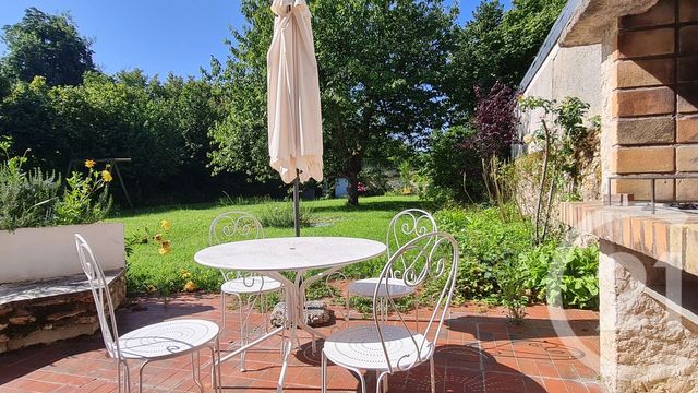 Maison à vendre - 6 pièces - 178 m2 - Epernon - 28 - CENTRE