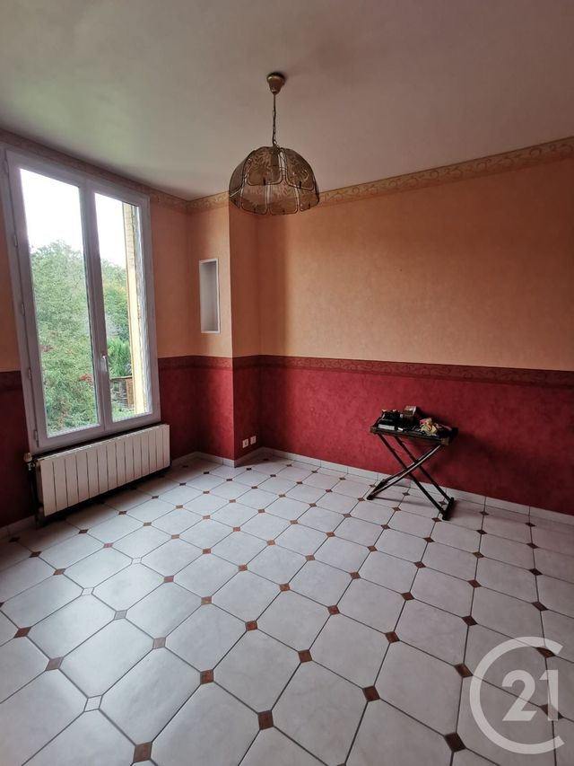 Maison &agrave; vendre - 9 pi&egrave;ces - 140 m2 - Epernon - 28 - CENTRE