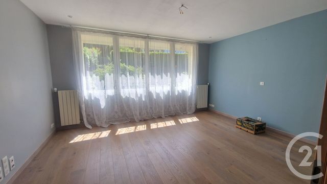 Maison &agrave; vendre - 9 pi&egrave;ces - 140 m2 - Epernon - 28 - CENTRE